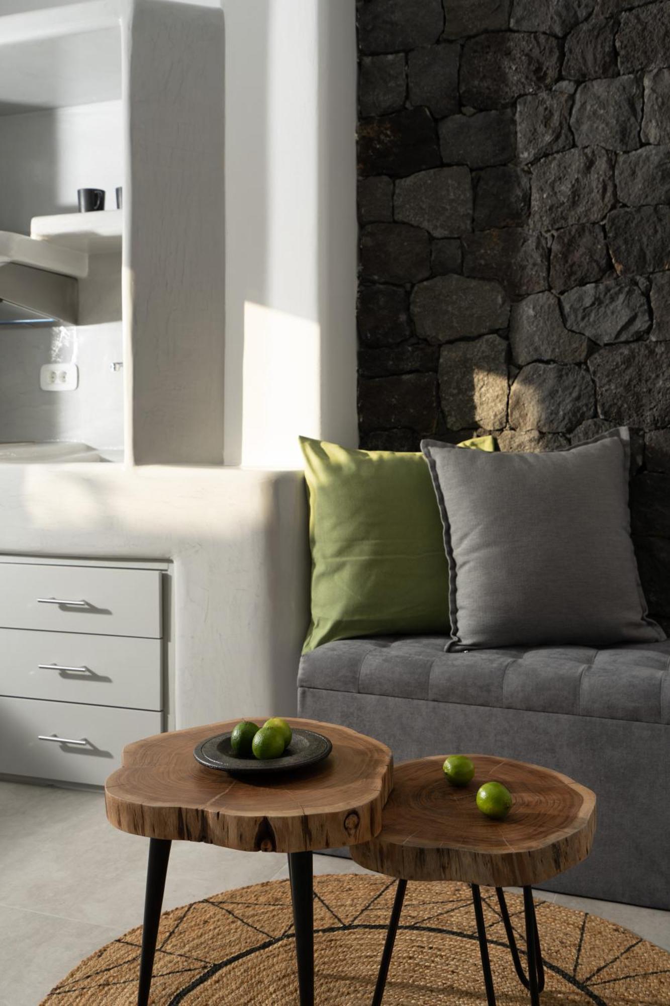 Santa Mar Eco Suites Karterados  Dış mekan fotoğraf